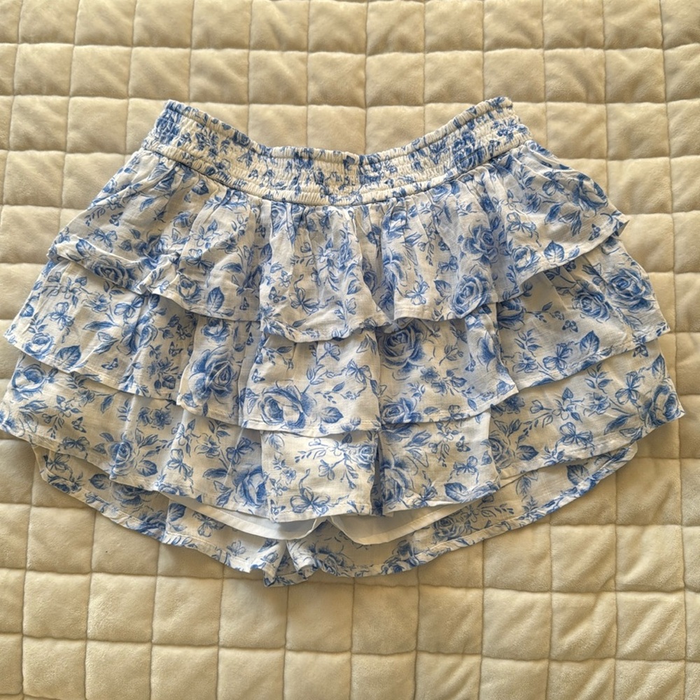 Hollister Tiered Mini Skort